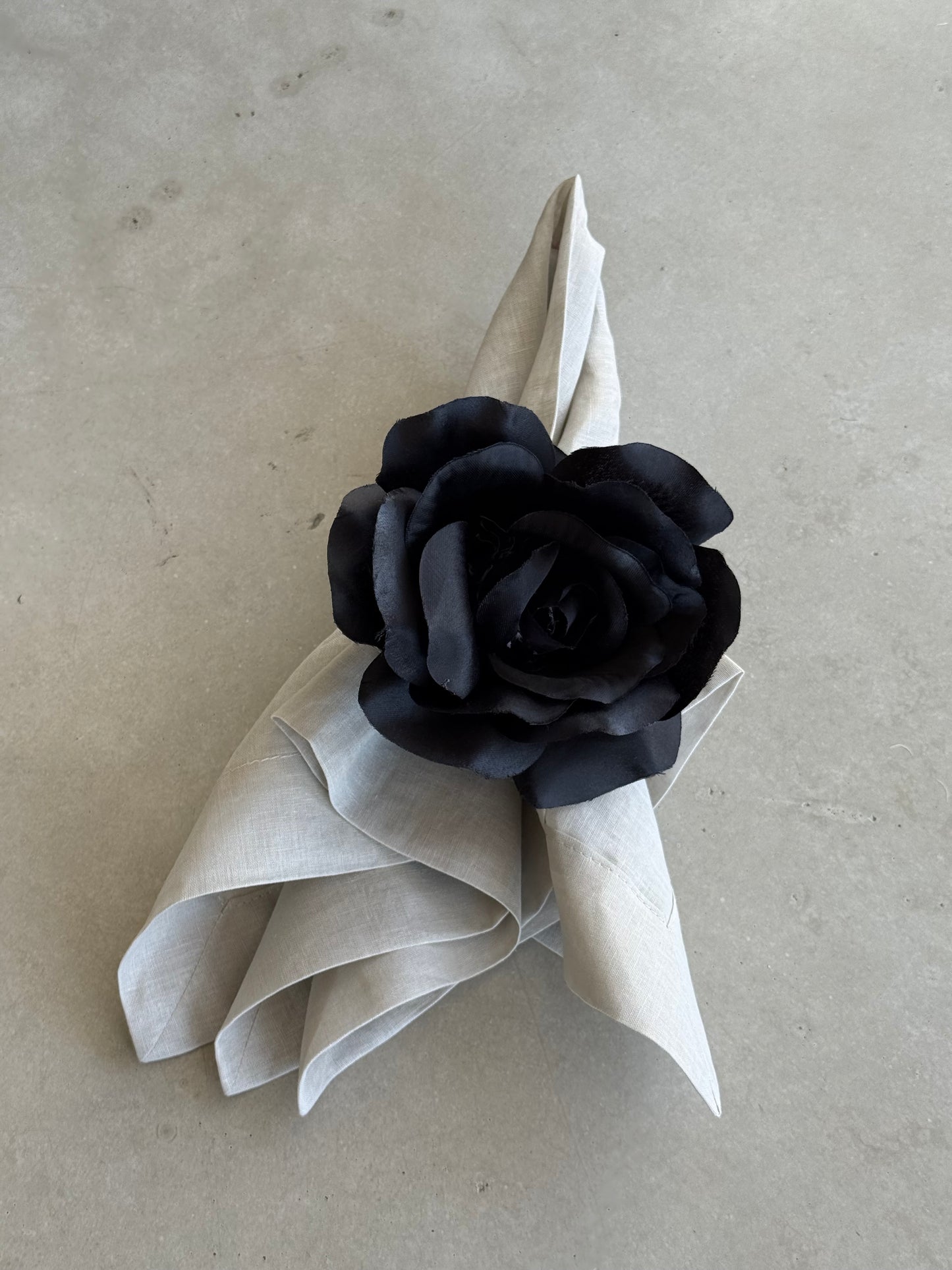 Servilletero - Rosa Jumbo (Negro)