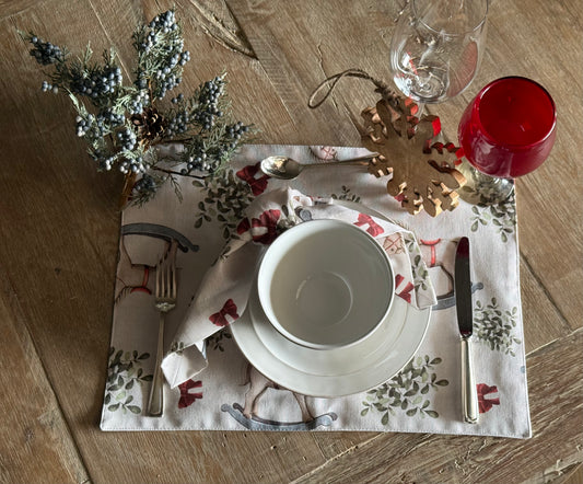 Mantel Individual -Caballito de Madera (Navideño)